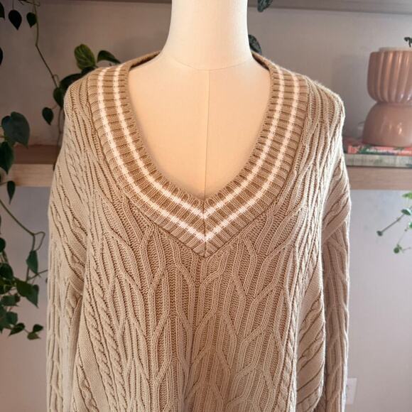 ASOS Cable Knit Oversized V-Neck Sweater Beige Large Preppy Chic Grandmacore - Picture 3 of 6